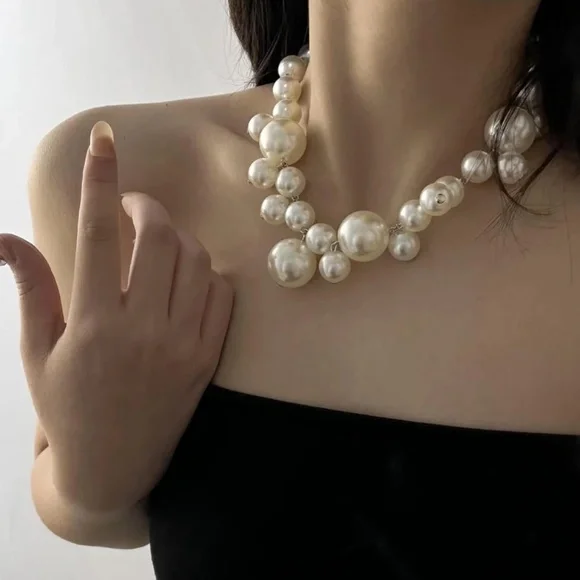 Calypso Pearl Necklace - Picture 3 of 3